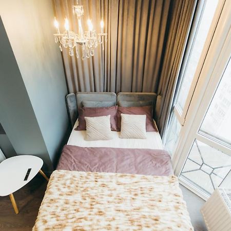 Atlant Luxury Apartments On Golovna Навпроти Тц Депот, Безконтактне Заселення Czernowitz Exterior foto